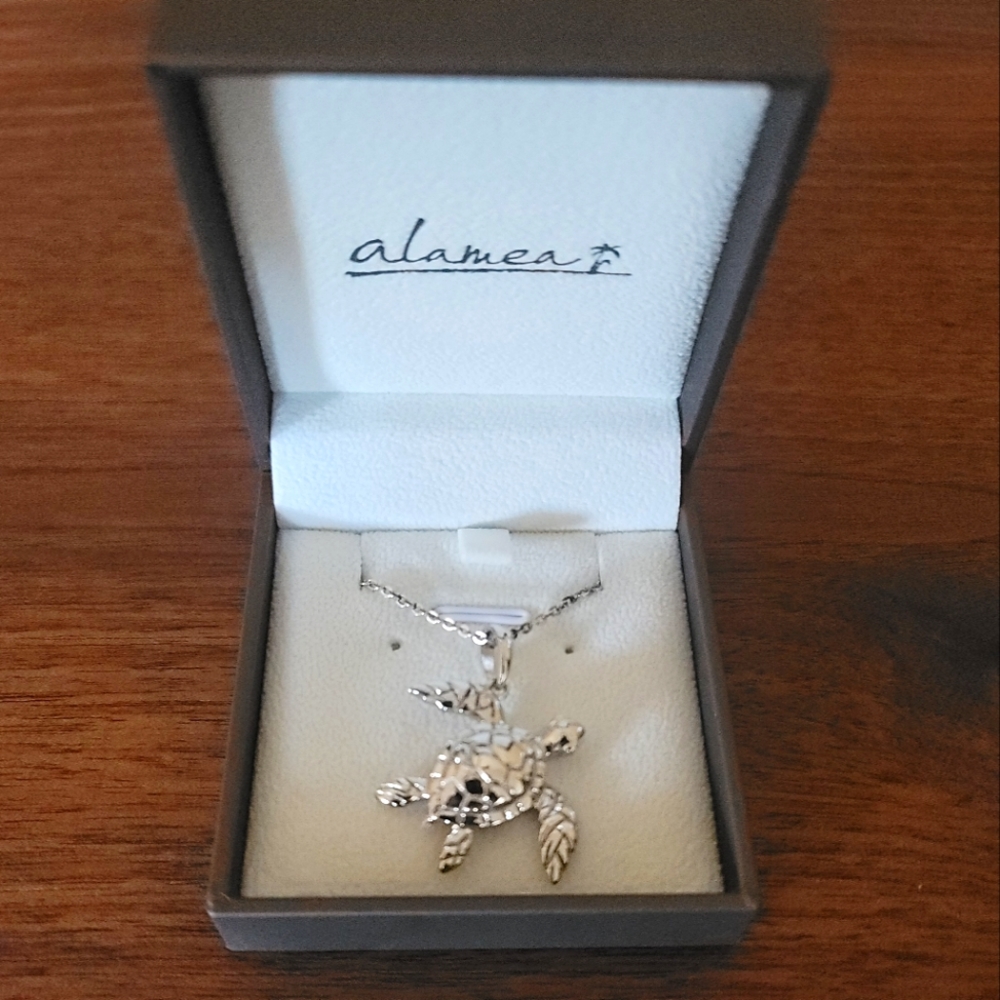 Alamea Hawaii sterling silver turtle pendant necklace (NWT) - Picture 3 of 5